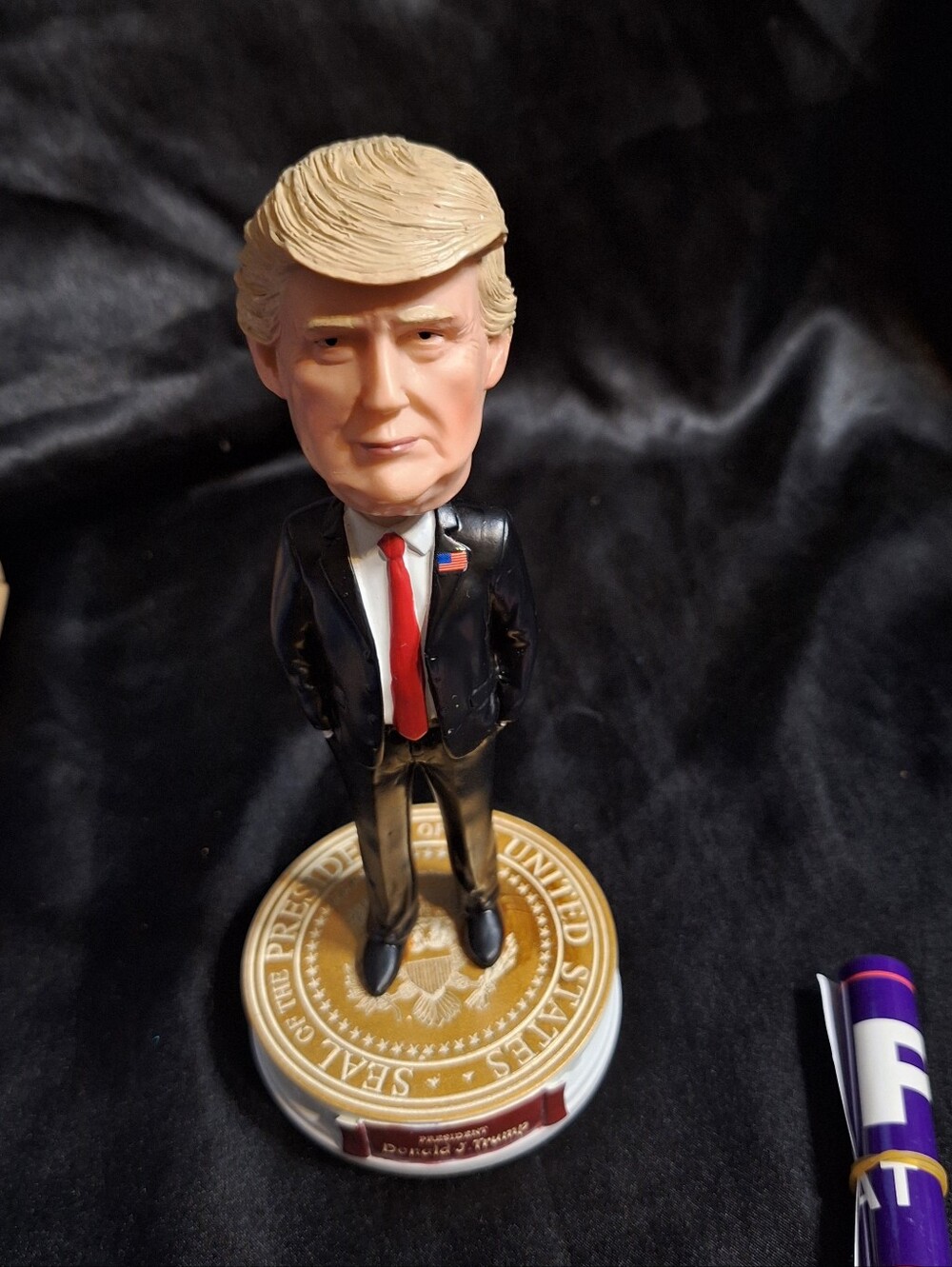 New Collectible Presidential Bobblehead~Donald J. Trump~Hand Painted - Picture 12 of 13